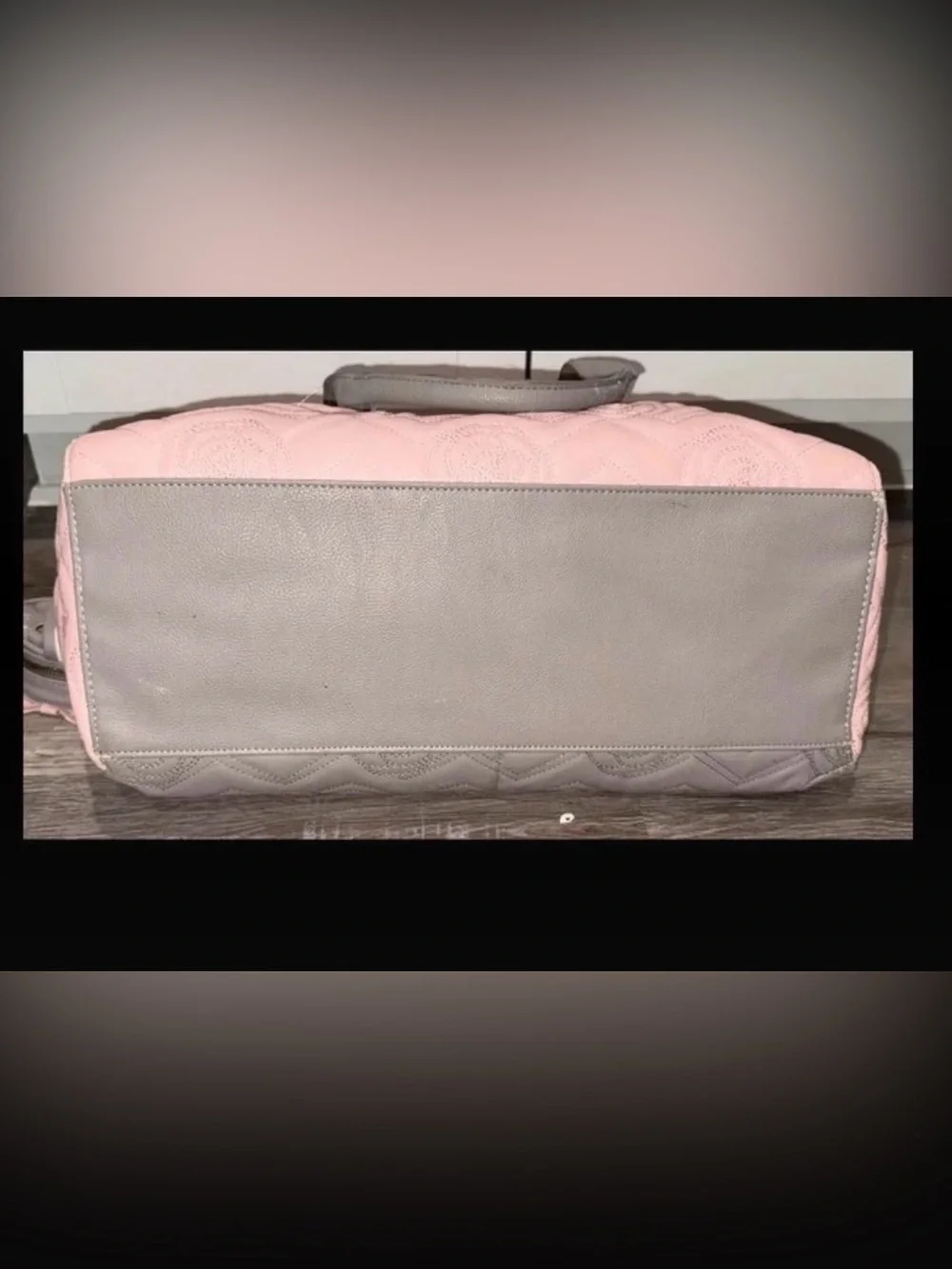 Betsy Johnson Rose Stitch Baby Bag in great condition